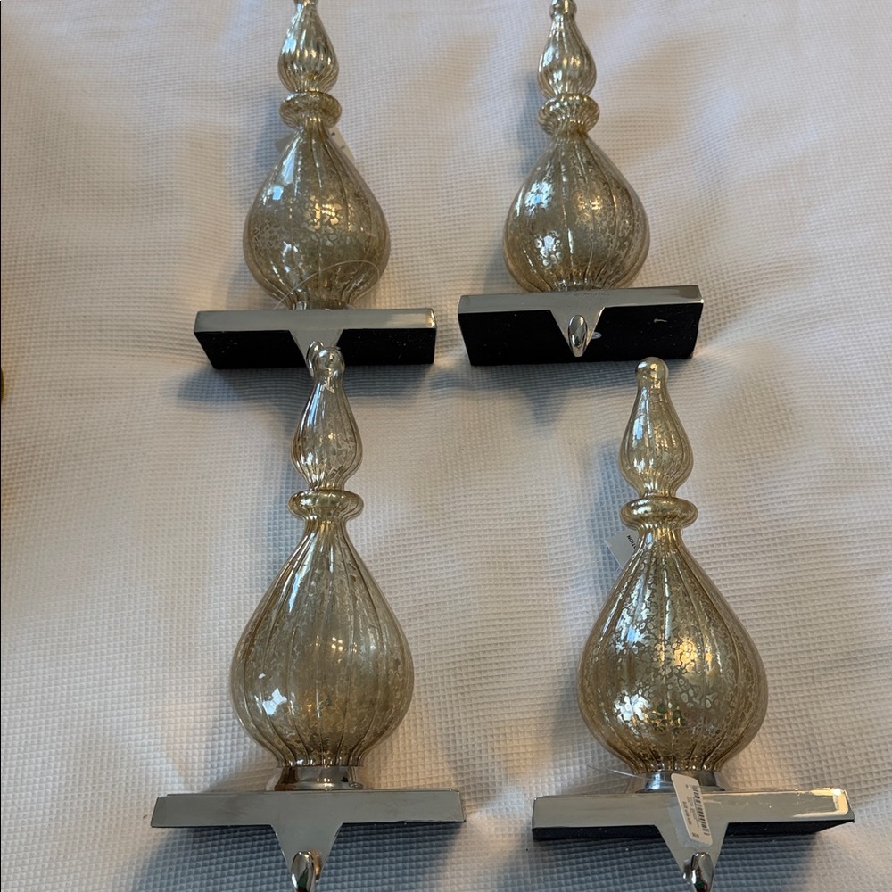 Mercury Glass Stocking Hanger Set of 4 in original boxes - Picture 6 of 14
